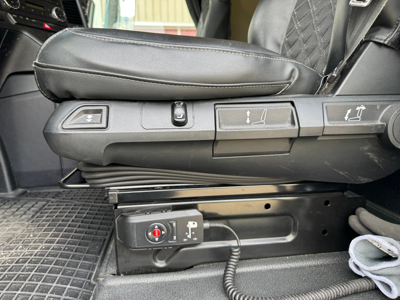 MERCEDES-BENZ 1842, Diesel, Second hand / Used, Automatic - 6