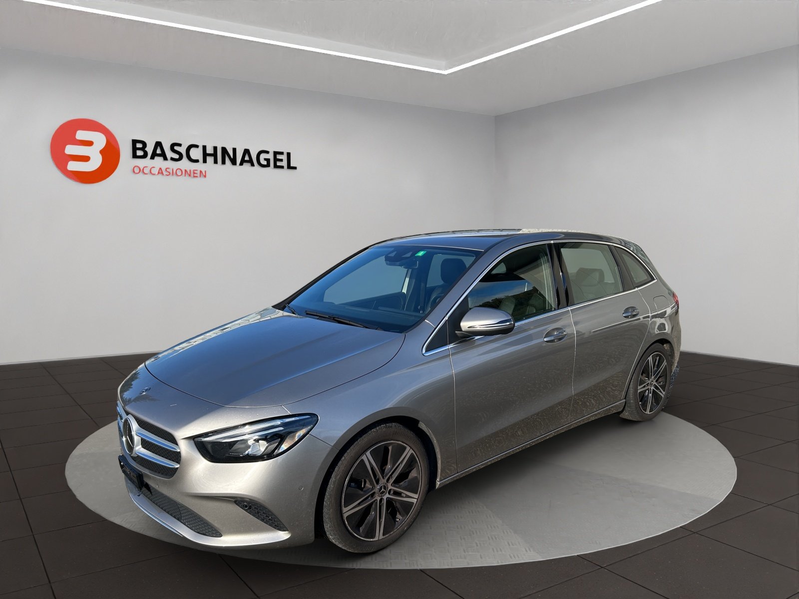 MERCEDES-BENZ B 180 Progressive