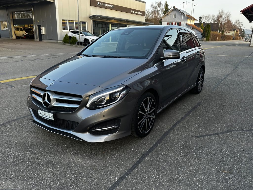 MERCEDES-BENZ T-CLASS B 180 Style