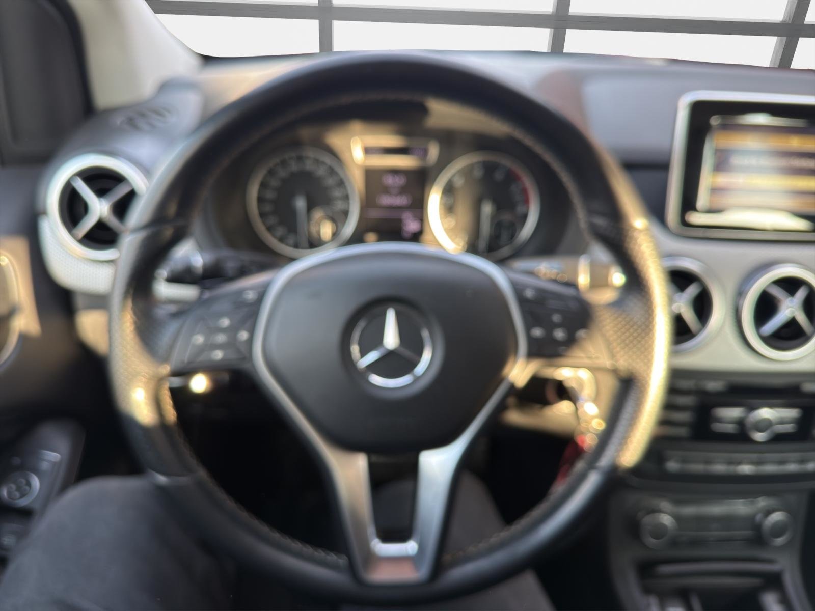 MERCEDES-BENZ B 180 Active Edition, Petrol, Second hand / Used, Automatic - 7