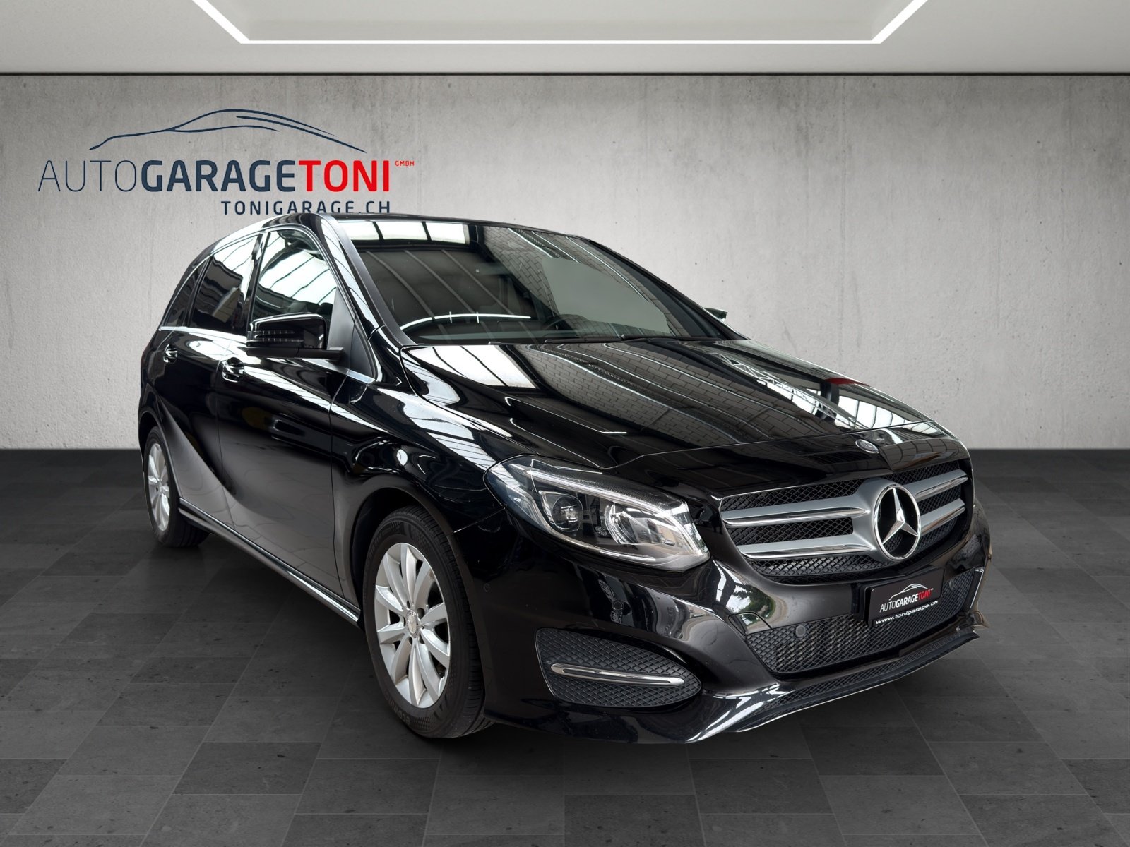 MERCEDES-BENZ B 180 Style 7G-DCT, Essence, Occasion / Utilisé, Automatique - 2