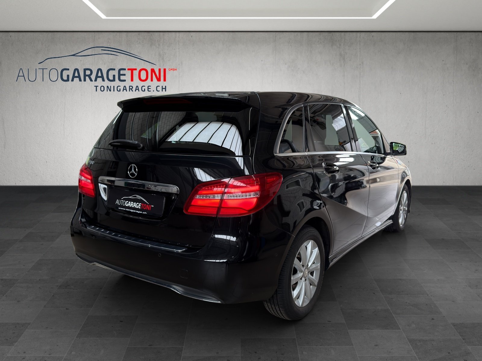 MERCEDES-BENZ B 180 Style 7G-DCT, Essence, Occasion / Utilisé, Automatique - 6