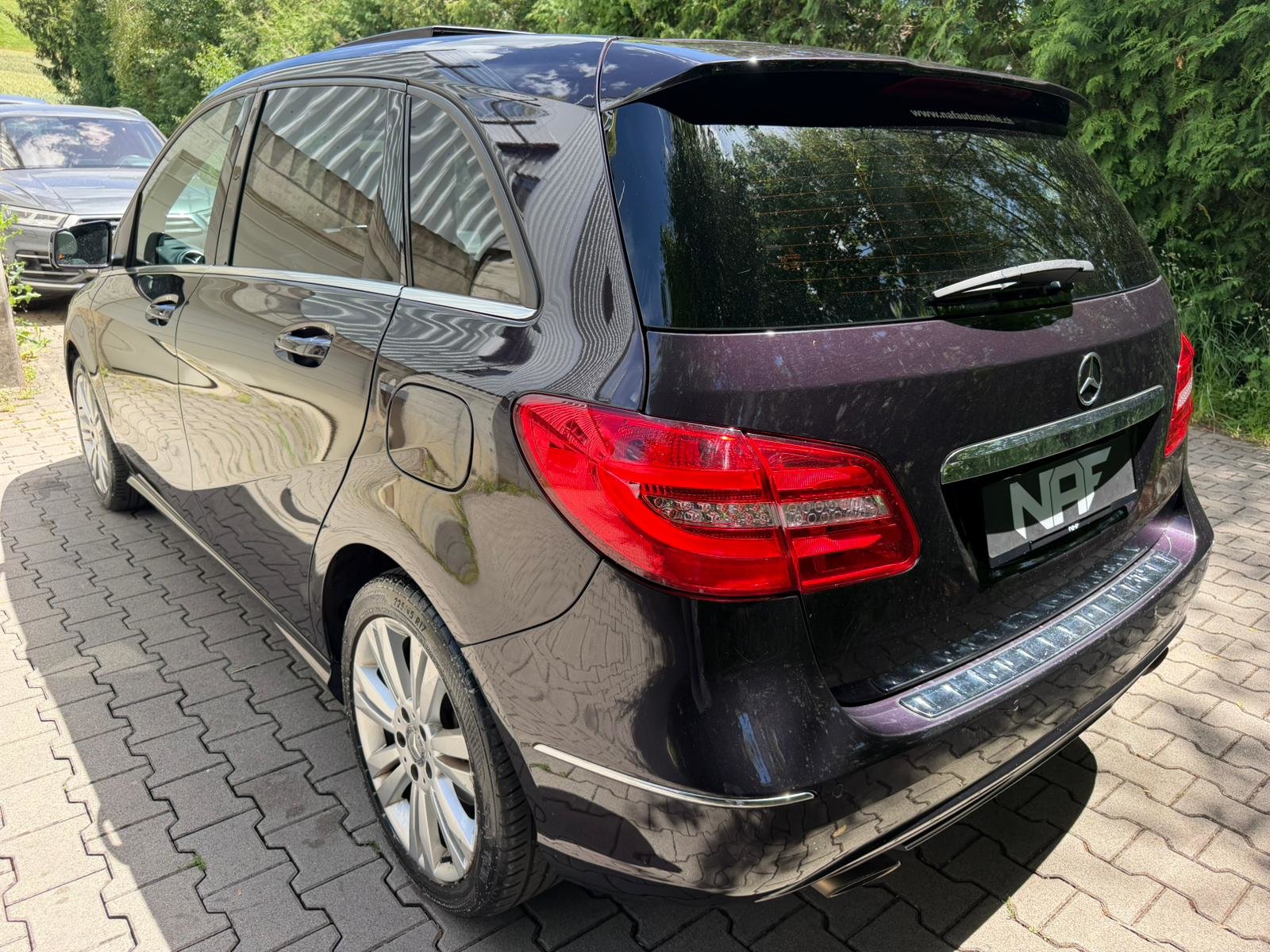 MERCEDES-BENZ B 180 7G-DCT, Petrol, Second hand / Used, Automatic - 3