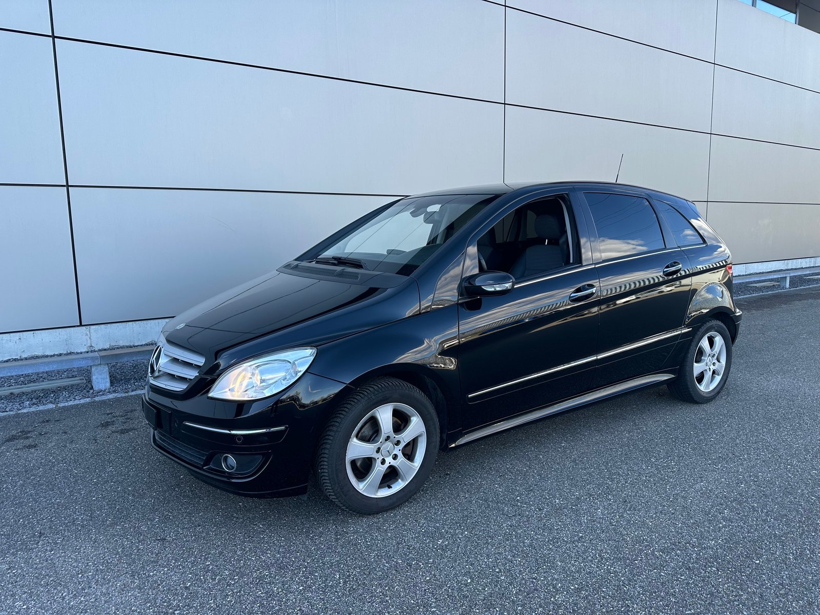 MERCEDES-BENZ B 180 CDI