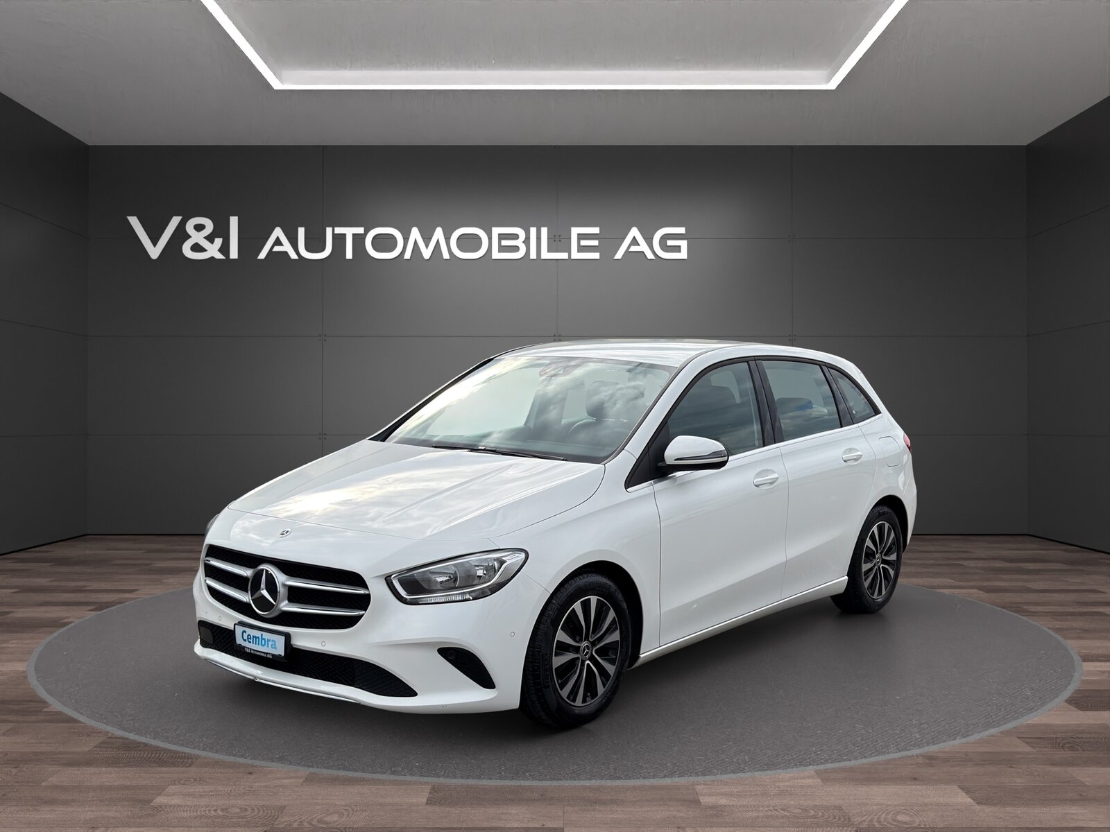 MERCEDES-BENZ B 180 SE Line 7G-DCT