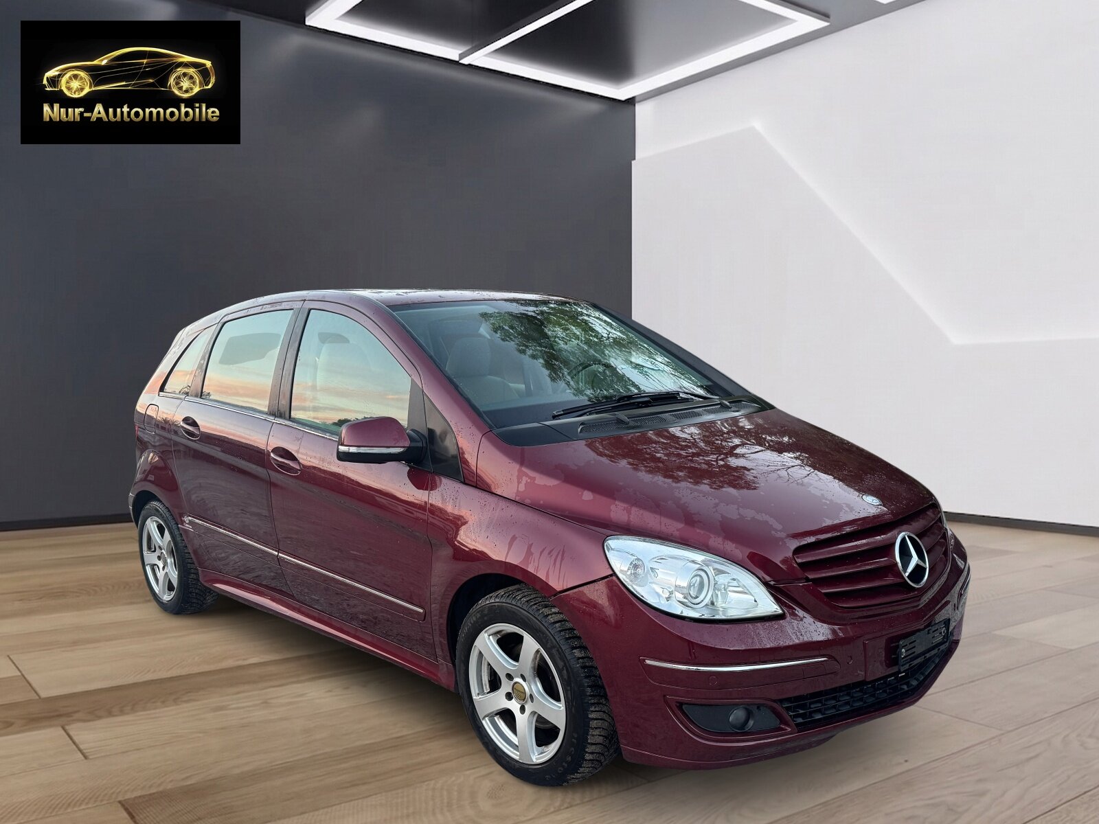 MERCEDES-BENZ B 180, Benzin, Occasion / Gebraucht, Automatik - 6