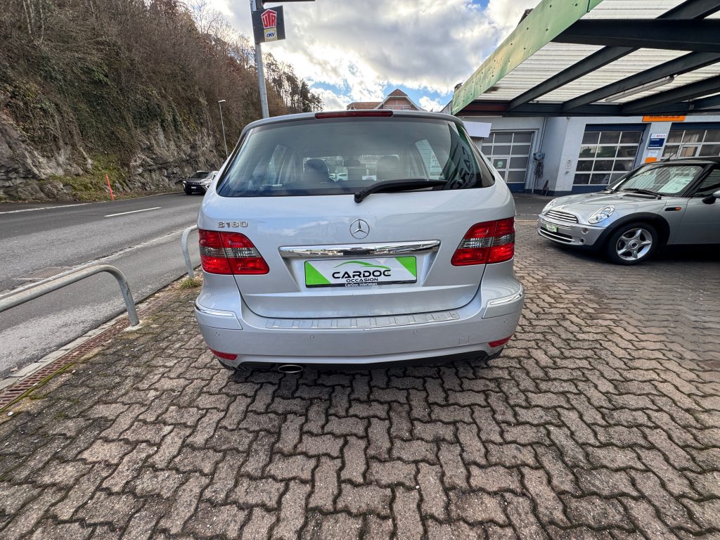 MERCEDES-BENZ T-CLASS B 180 Selection, Benzin, Occasion / Gebraucht, Automatik - 4