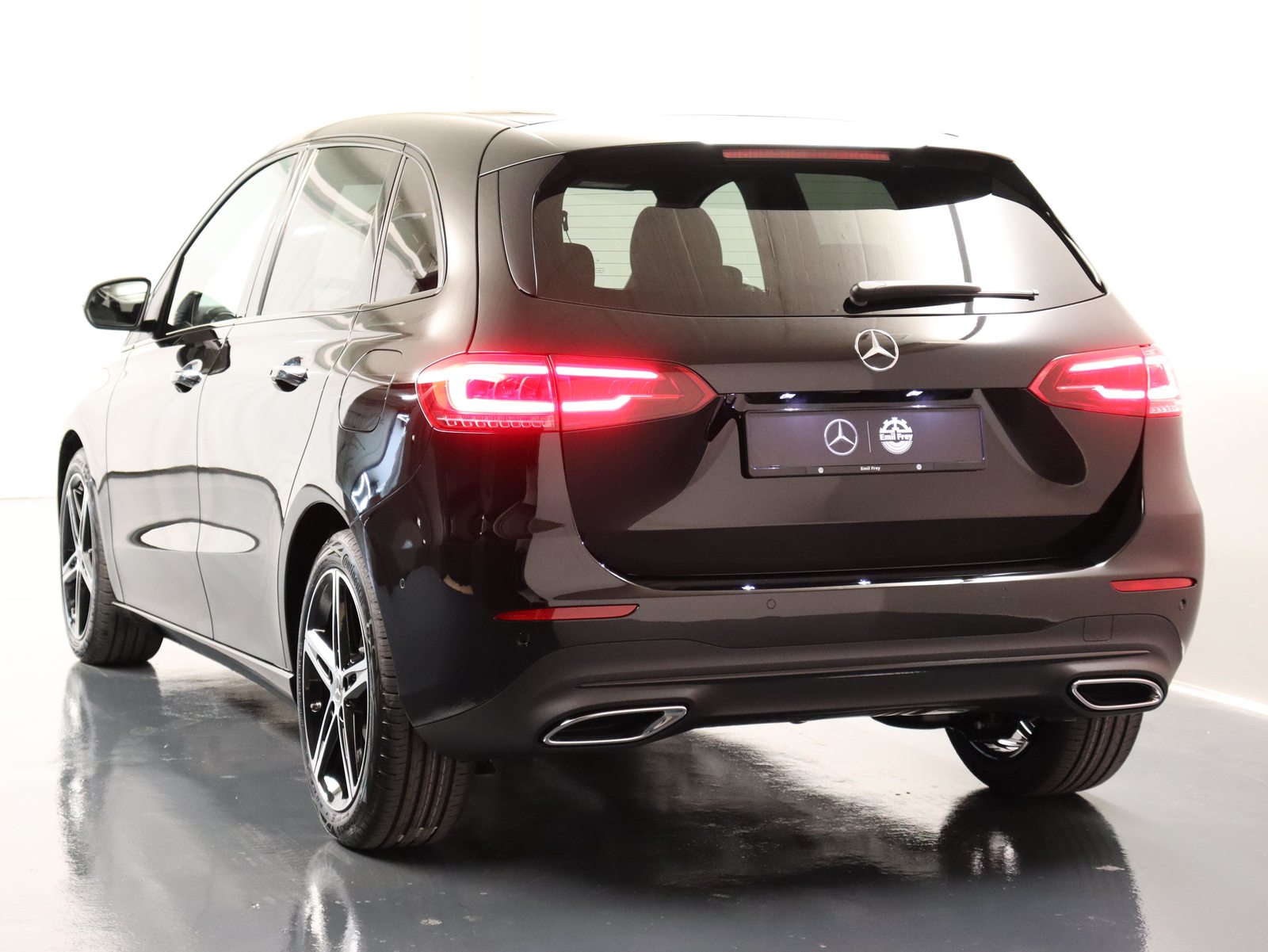 MERCEDES-BENZ B 200 Night Star, Essence, Occasion / Utilisé, Automatique - 5