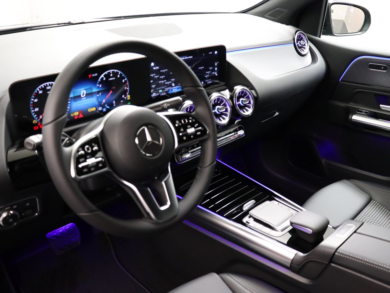 MERCEDES-BENZ B 200 Night Star, Essence, Occasion / Utilisé, Automatique - 7