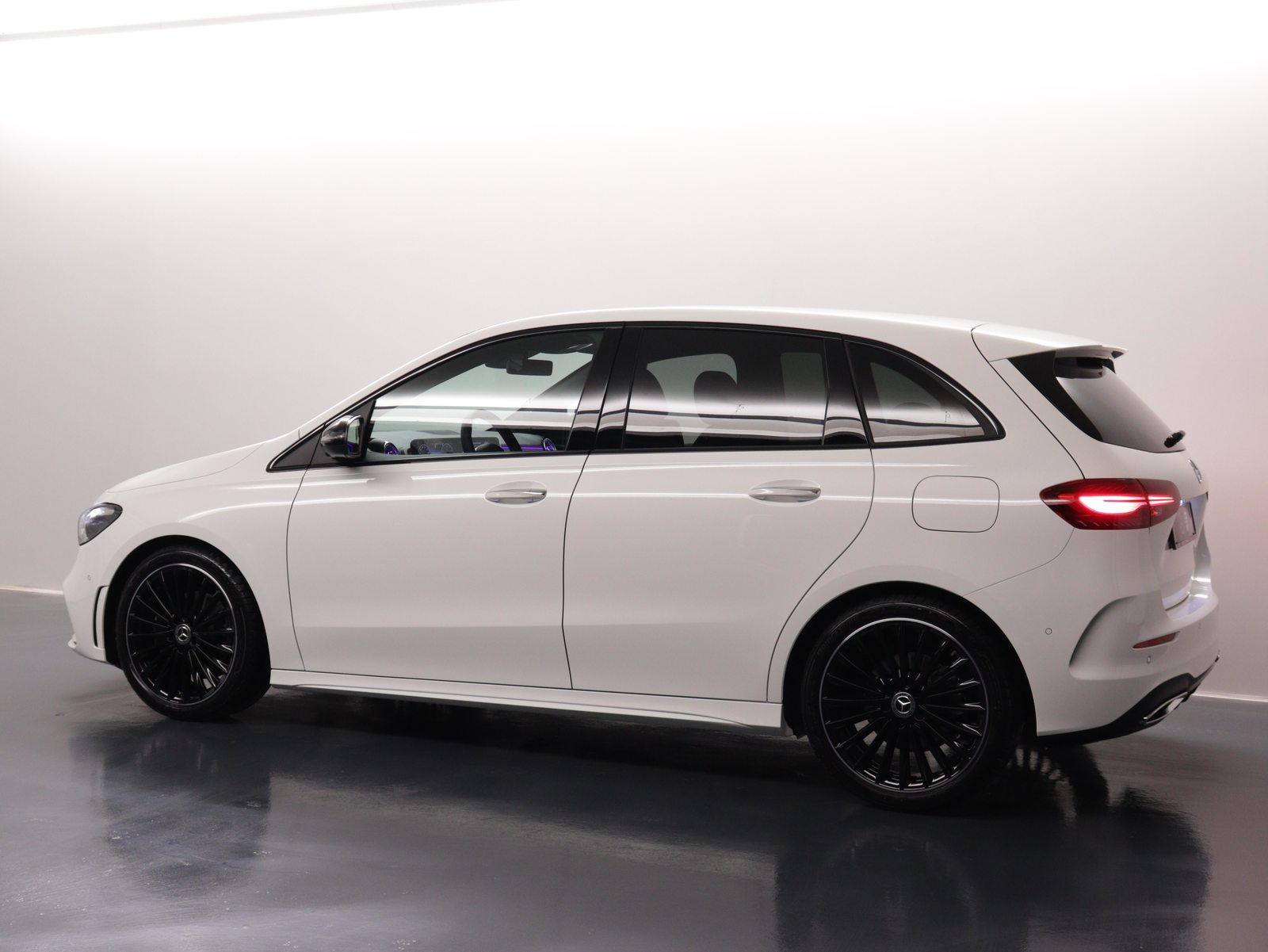 MERCEDES-BENZ B 200 AMG Line, Benzin, Occasion / Gebraucht, Automatik - 4