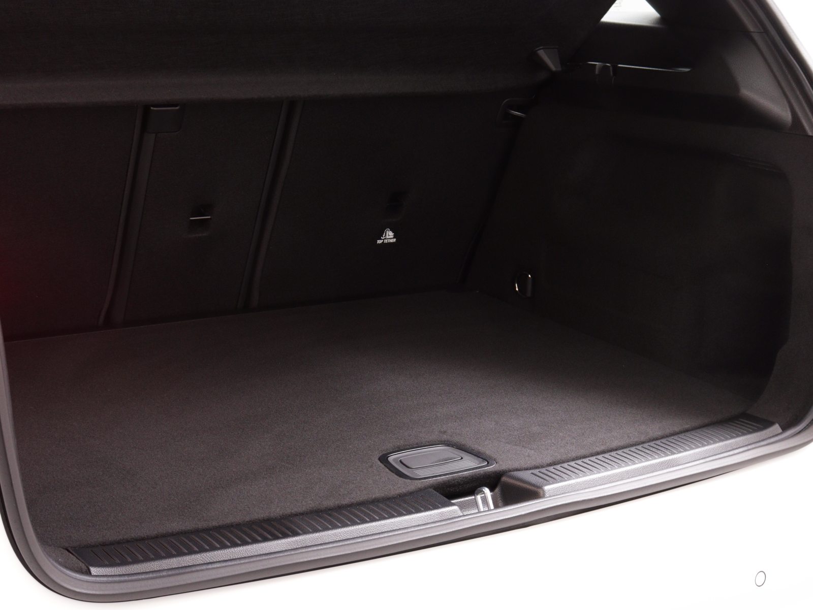MERCEDES-BENZ B 200 AMG Line, Benzin, Occasion / Gebraucht, Automatik - 6