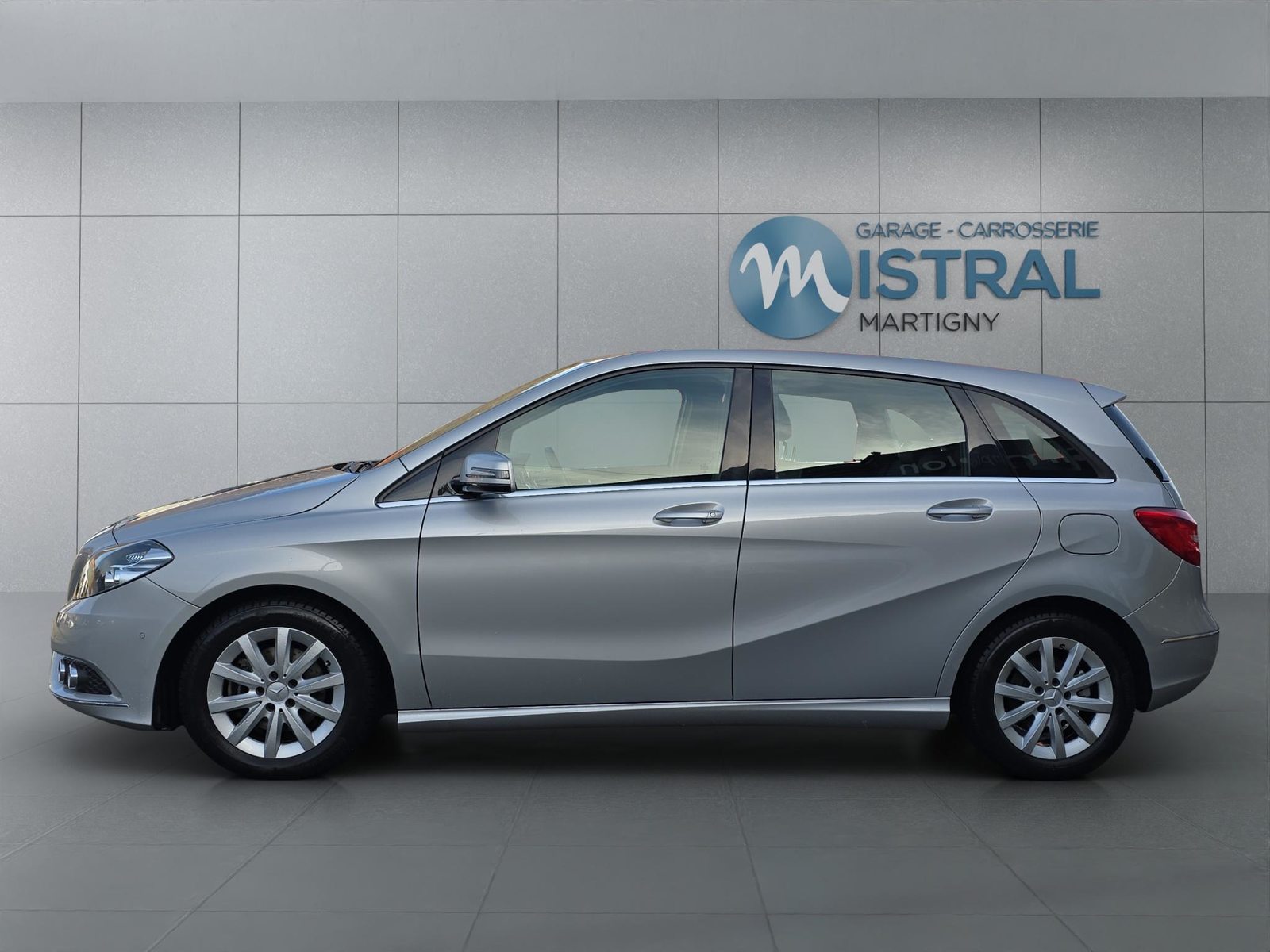 MERCEDES-BENZ B 200 BlueEF, Essence, Occasion / Utilisé, Automatique - 2