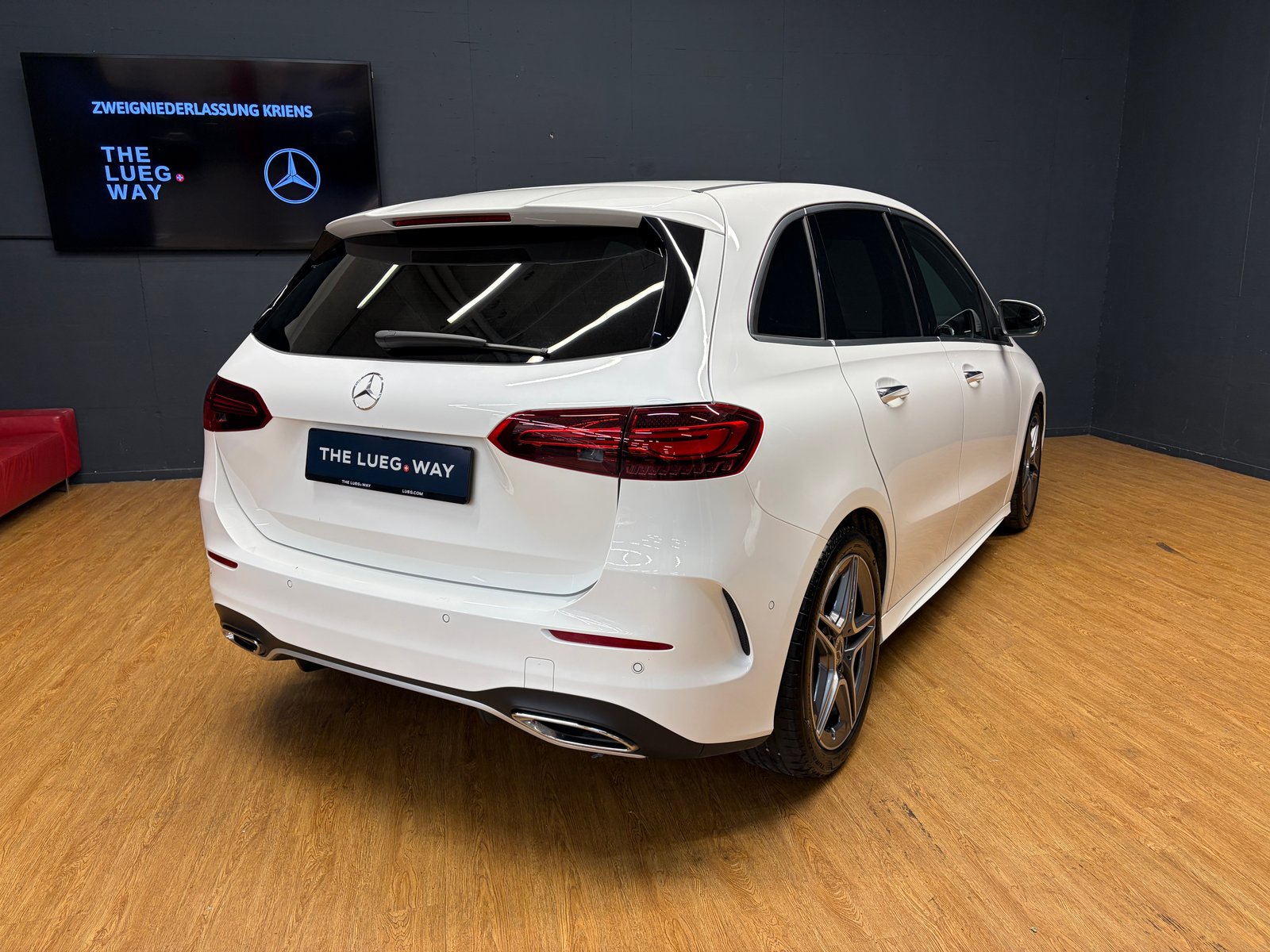 MERCEDES-BENZ B 200 - AMG / 360 Grad Kamera / DISTRONIC / AHK / Sitzkomfor, Mild-Hybrid Benzin/Elektro, Occasion / Gebraucht, Automat - 6