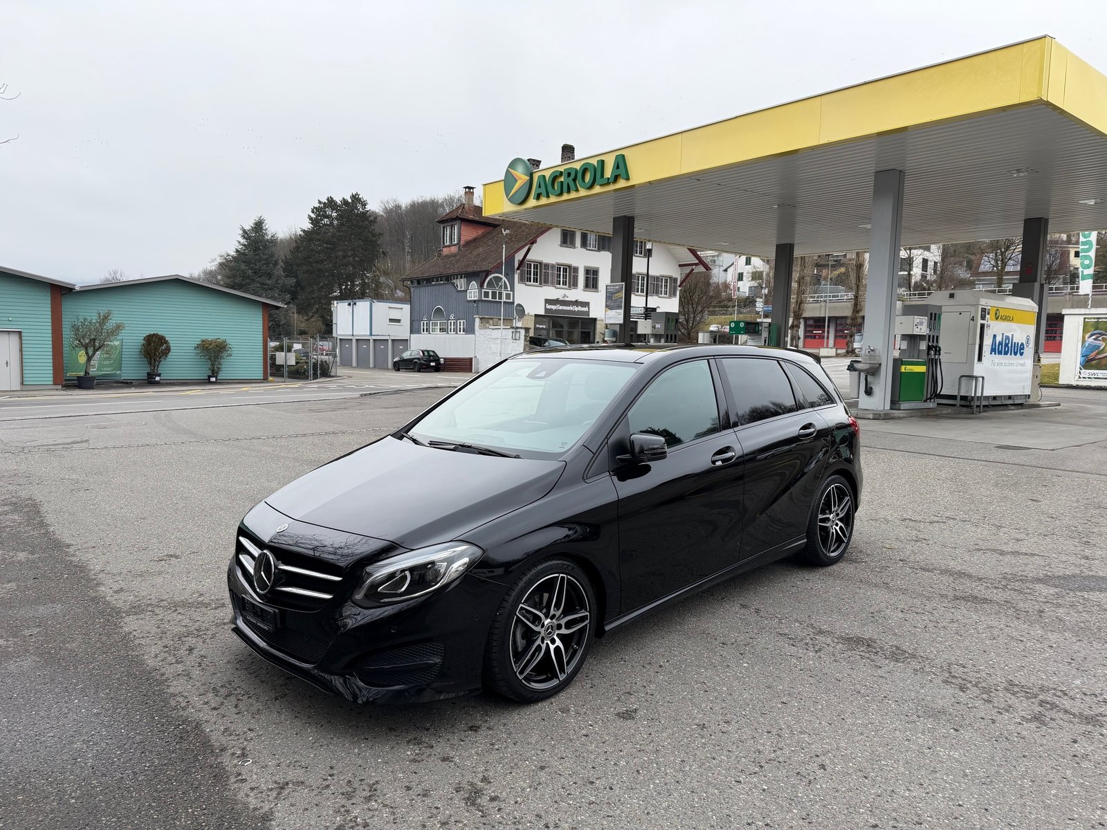 MERCEDES-BENZ B 200 Night Star 7G-DCT