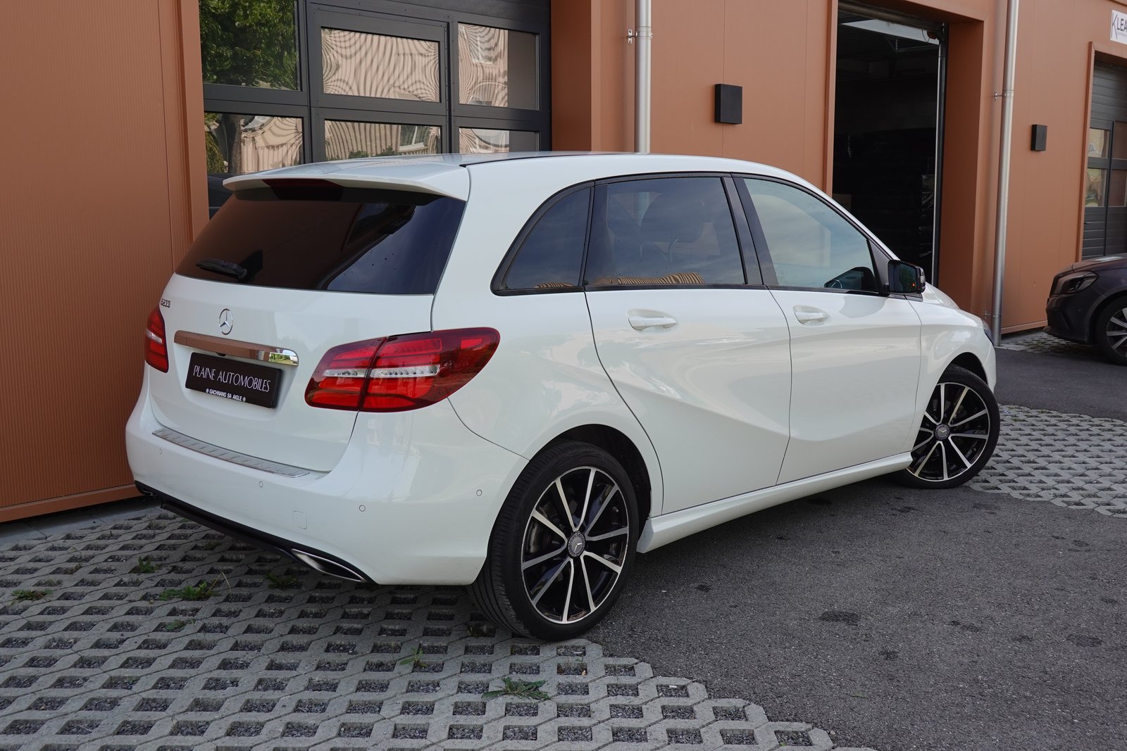 MERCEDES-BENZ B 200 AMG Line 7G-DCT, Benzin, Occasion / Gebraucht, Automatik - 6