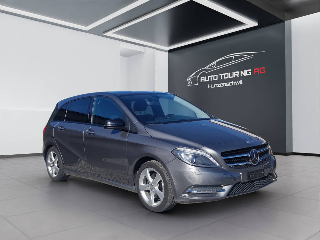 MERCEDES-BENZ B 200