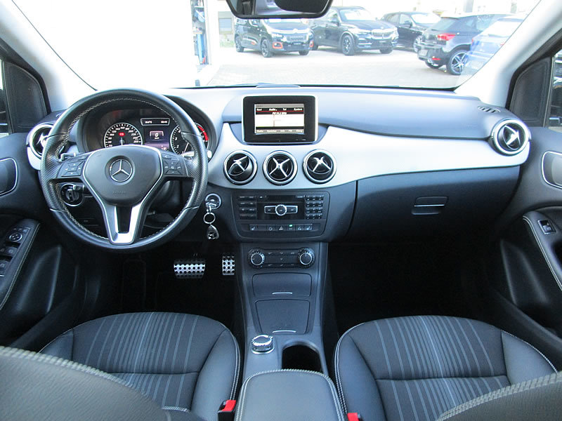 MERCEDES-BENZ B 200 7G-DCT, Petrol, Second hand / Used, Automatic - 3