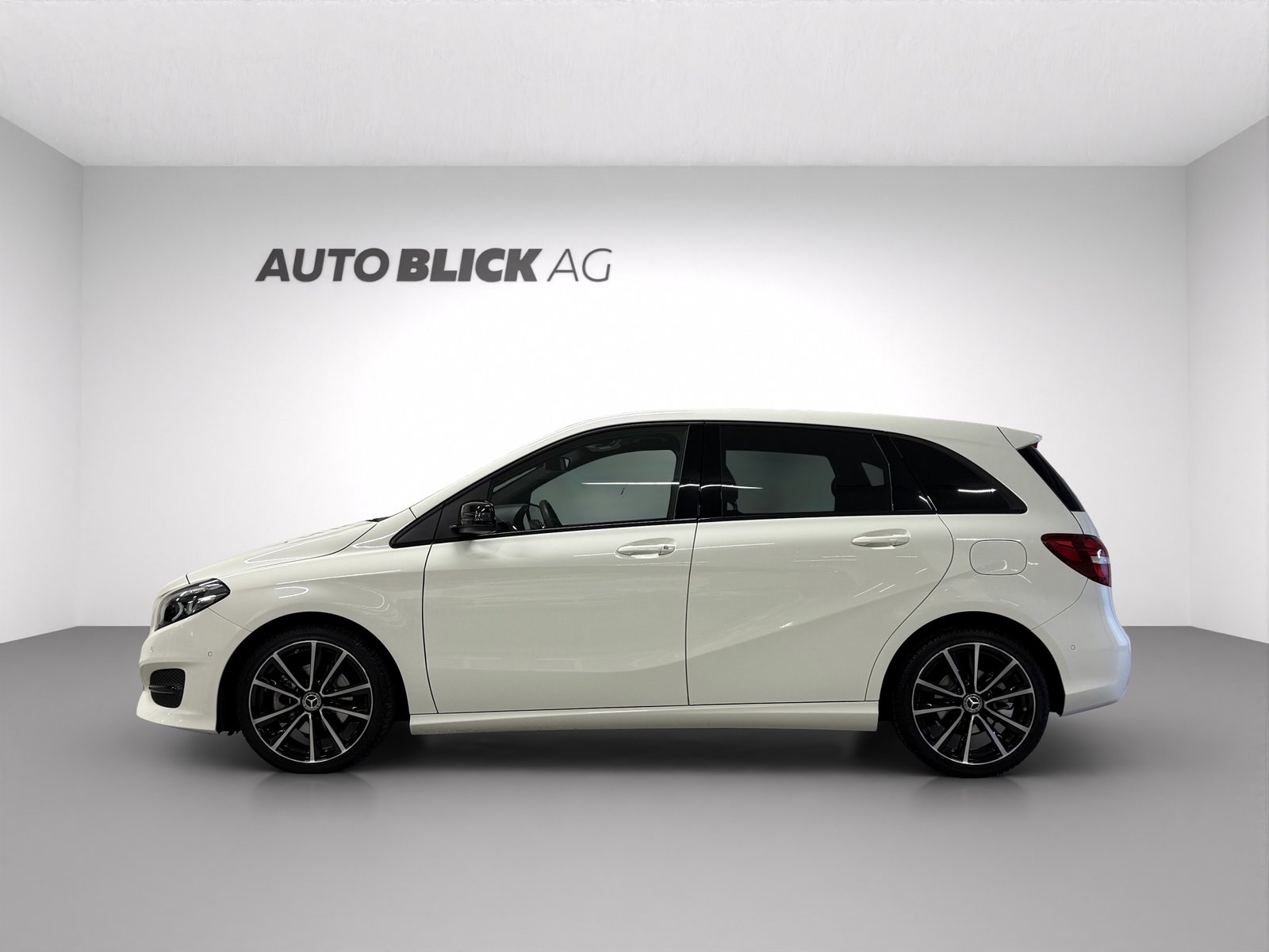 MERCEDES-BENZ B 200 Night Star 7G-DCT, Benzin, Occasion / Gebraucht, Automatik - 4