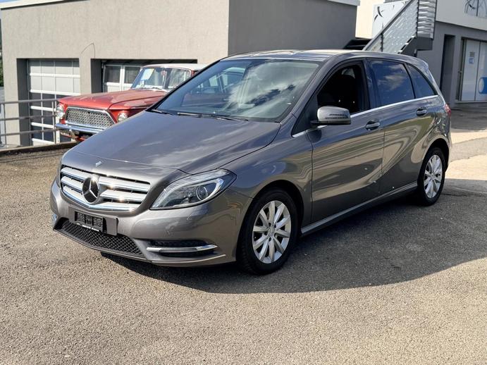 MERCEDES-BENZ B 200, Benzin, Occasion / Gebraucht, Handschaltung