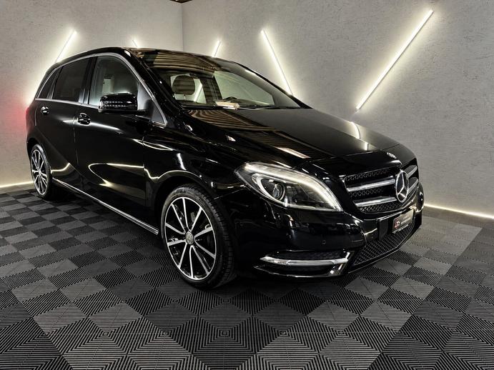MERCEDES-BENZ B 200 7G-DCT, Essence, Occasion / Utilisé, Automatique