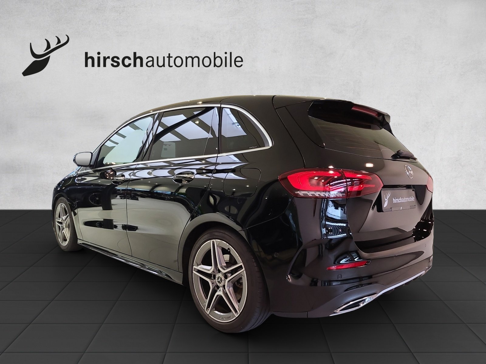 MERCEDES-BENZ B 220 4Matic AMG Line, Benzin, Occasion / Gebraucht, Automatik - 2