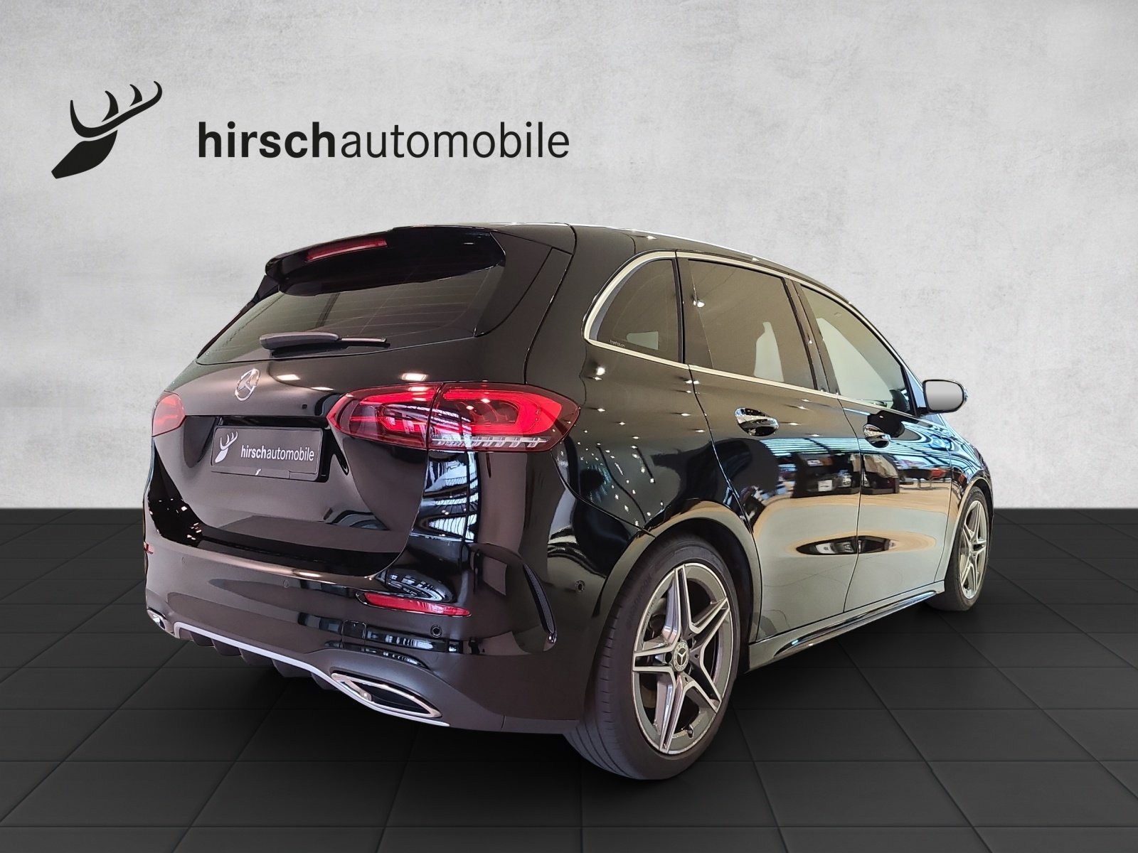MERCEDES-BENZ B 220 4Matic AMG Line, Benzin, Occasion / Gebraucht, Automatik - 4