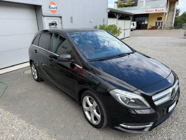 MERCEDES-BENZ B 220 4m, Benzin, Occasion / Gebraucht, Automatik