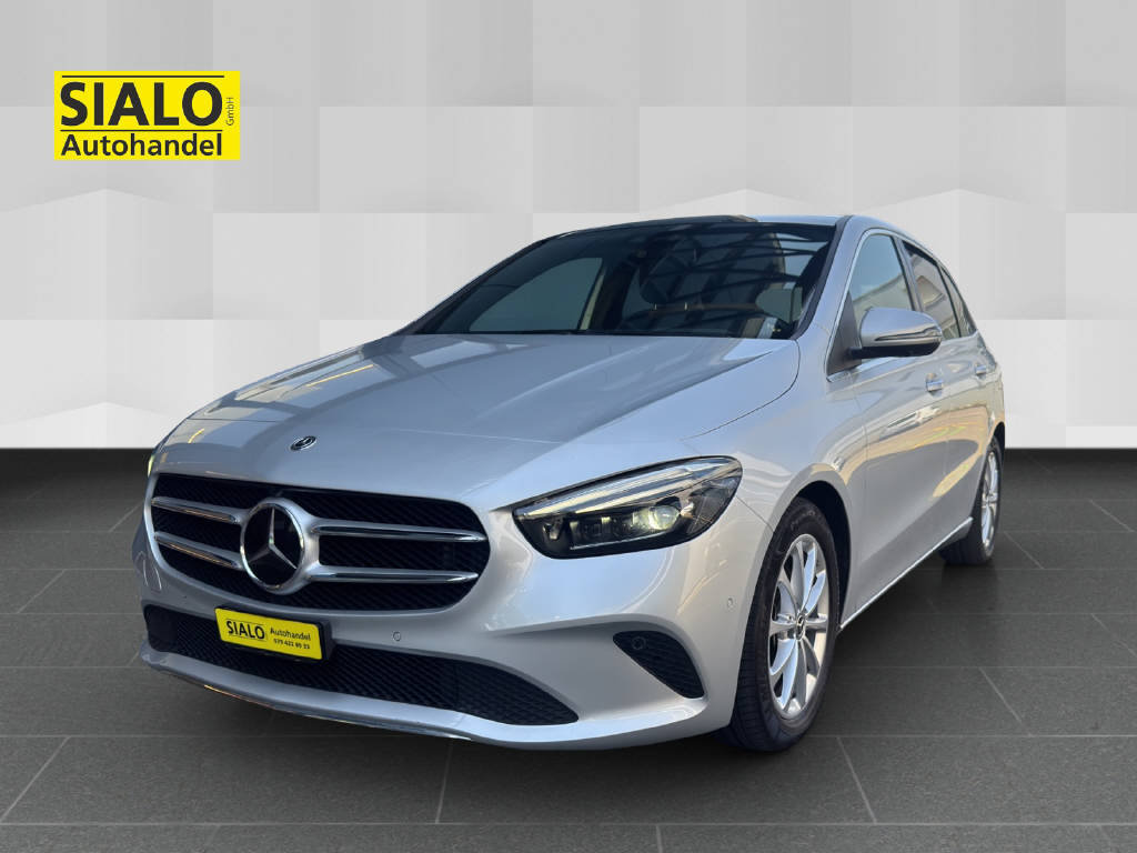 MERCEDES-BENZ B 220 Progressive 4matic