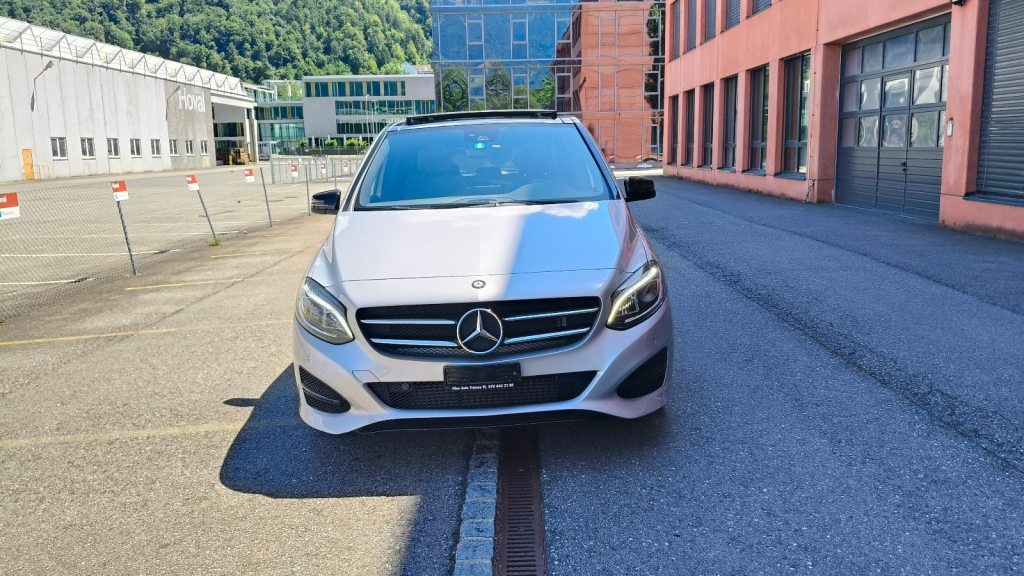 MERCEDES-BENZ B 220 Style 4m