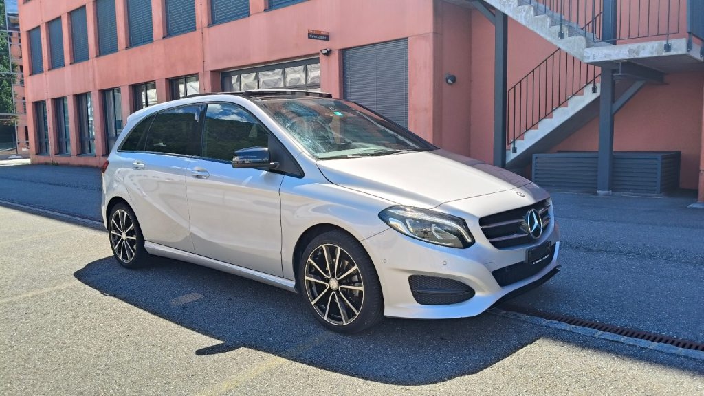 MERCEDES-BENZ B 220 Style 4m, Essence, Occasion / Utilisé, Automatique - 2