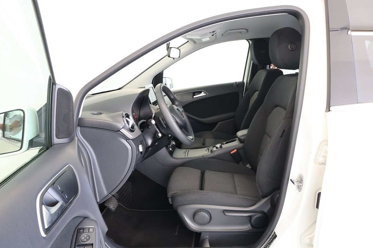 MERCEDES-BENZ B 220 Style 4Matic 7G-DCT, Benzina, Occasioni / Usate, Automatico - 6