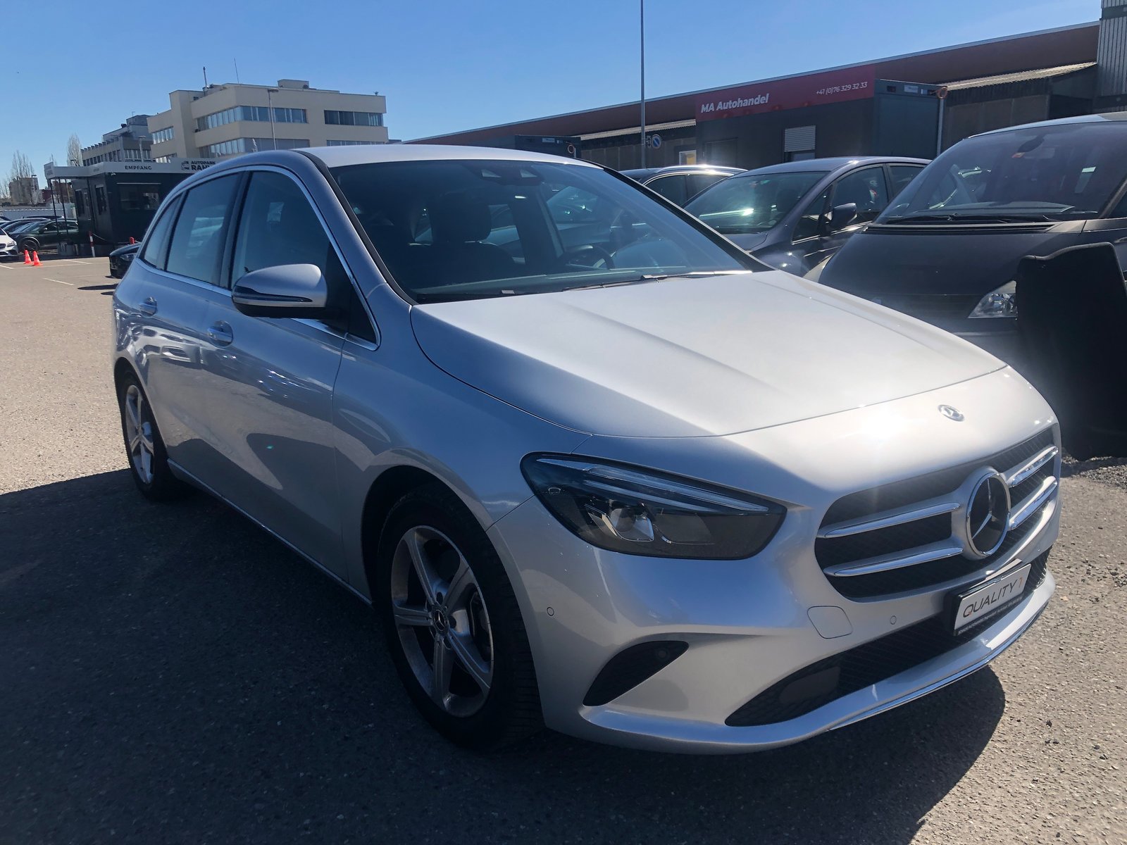 MERCEDES-BENZ B 220 4Matic Progressive 7G-DCT, Petrol, Second hand / Used, Automatic - 3