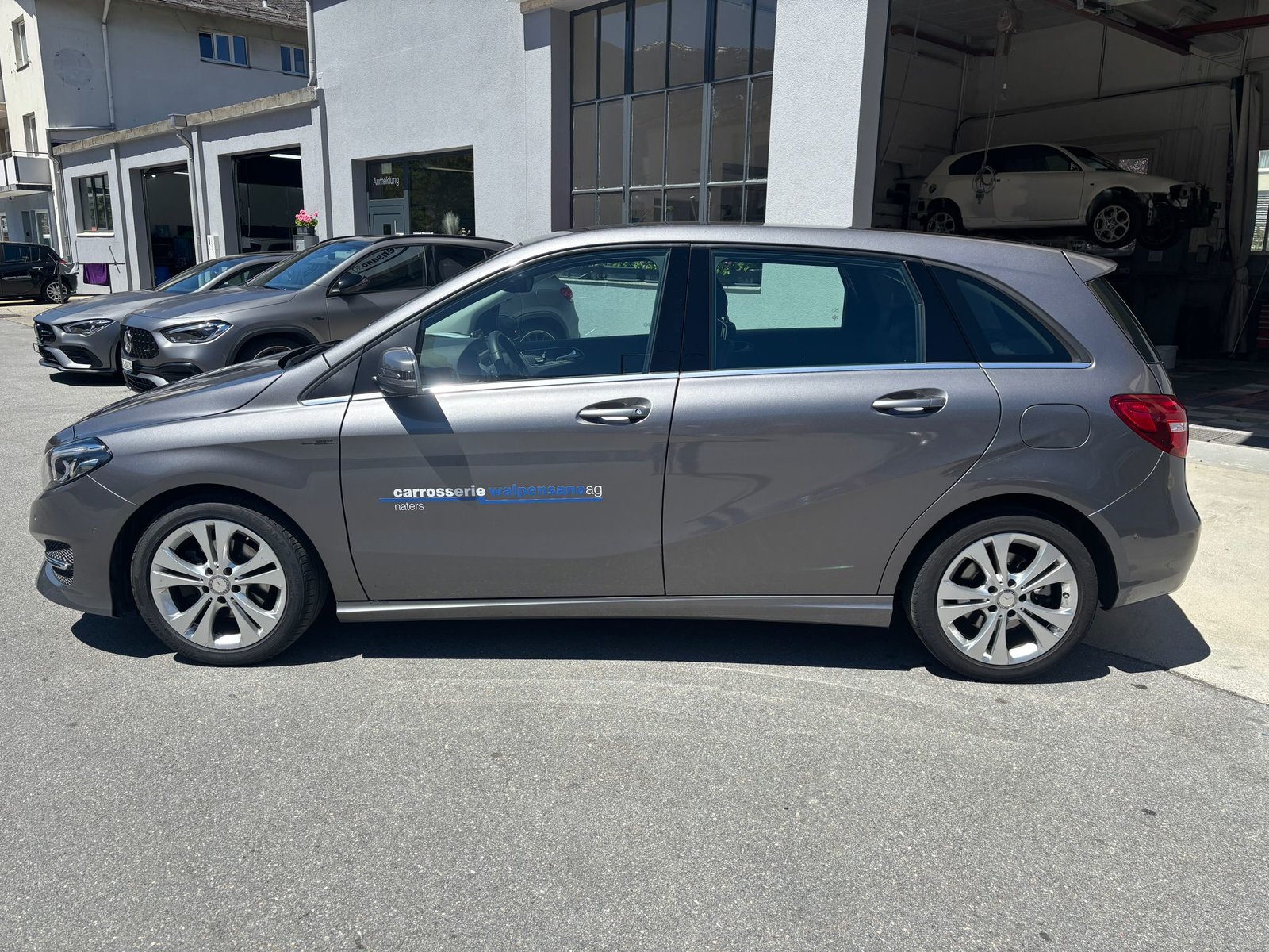 MERCEDES-BENZ B 220 Urban 4Matic, Essence, Occasion / Utilisé, Automatique - 5