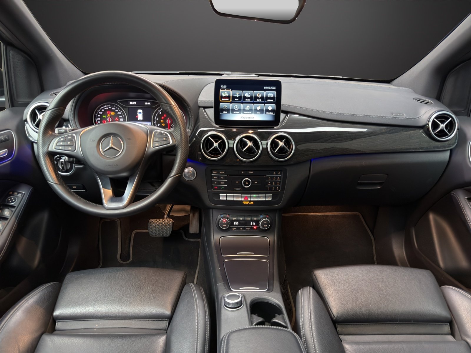 MERCEDES-BENZ B 220 Urban 4Matic, Essence, Occasion / Utilisé, Automatique - 6