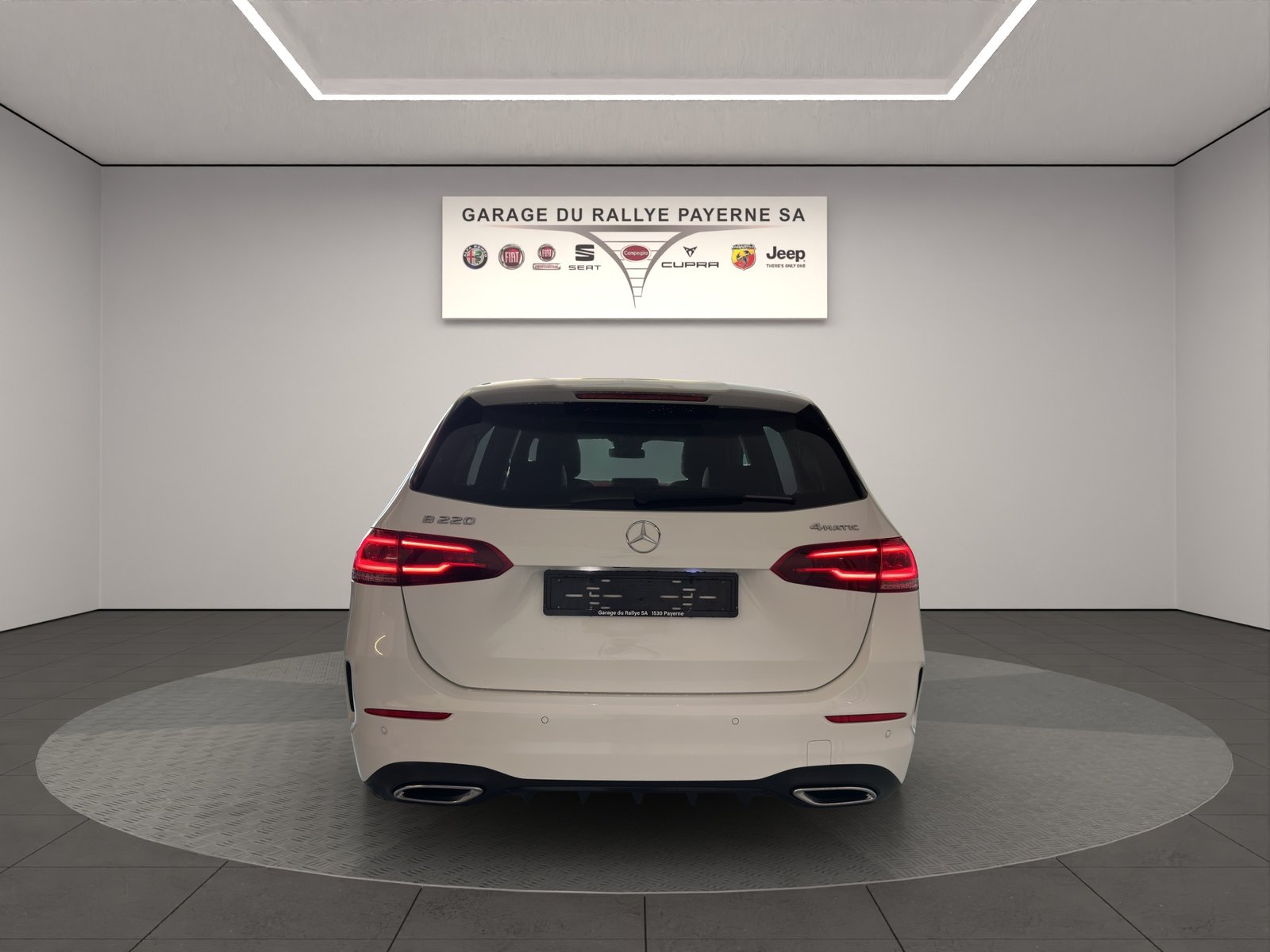 MERCEDES-BENZ B 220 4Matic AMG Line 7G-DCT, Essence, Occasion / Utilisé, Automatique - 4