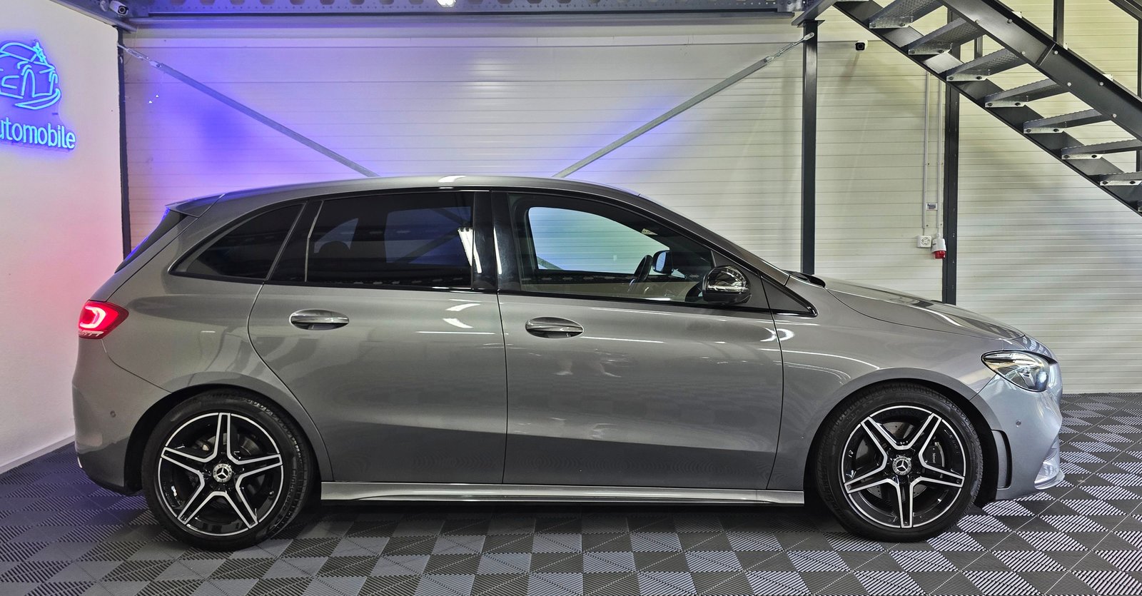 MERCEDES-BENZ B 220 4Matic AMG Line 7G-DCT, Essence, Occasion / Utilisé, Automatique - 4