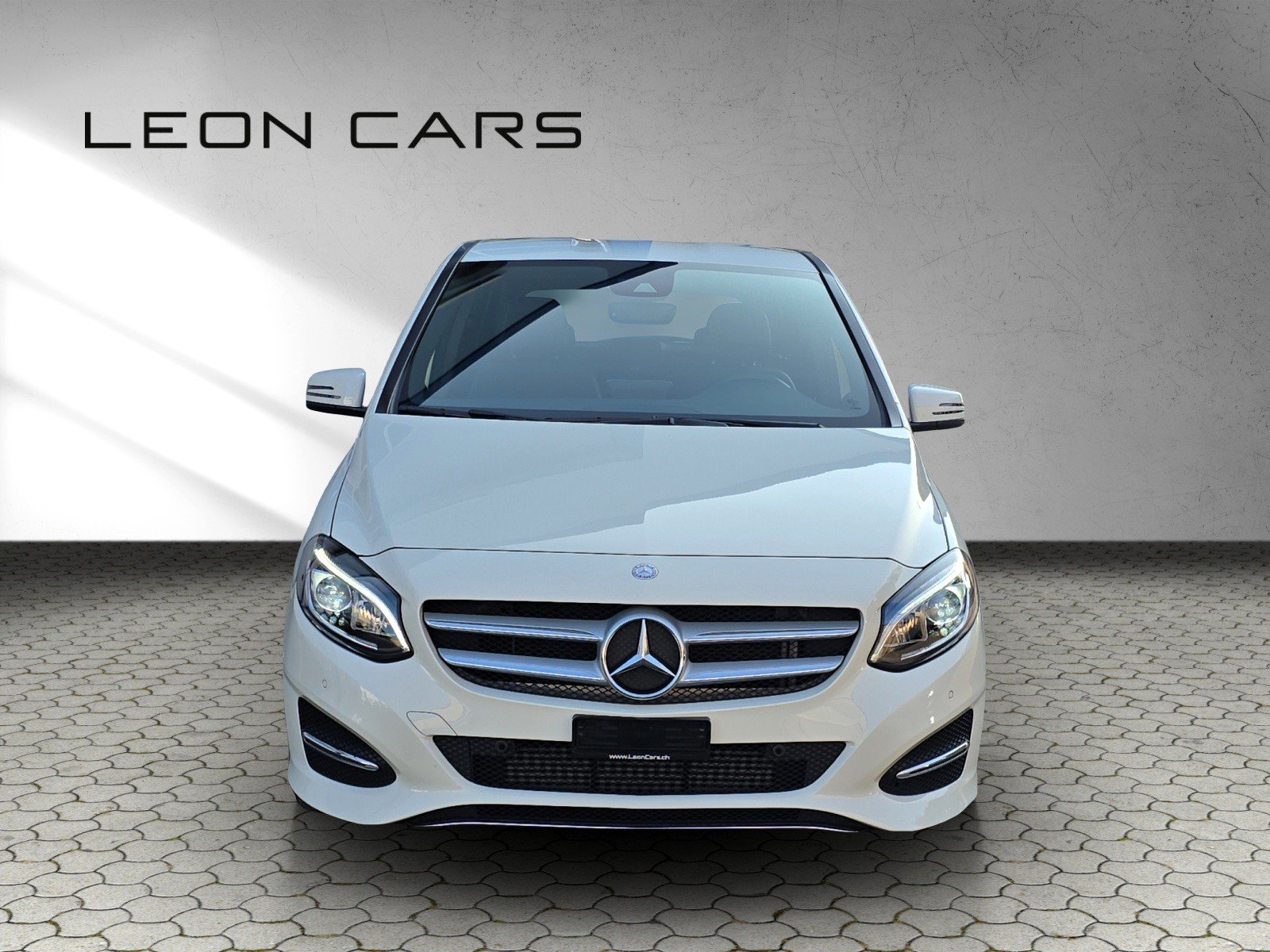 MERCEDES-BENZ B 220 Urban 4Matic 7G-DCT, Benzin, Occasion / Gebraucht, Automatik - 2