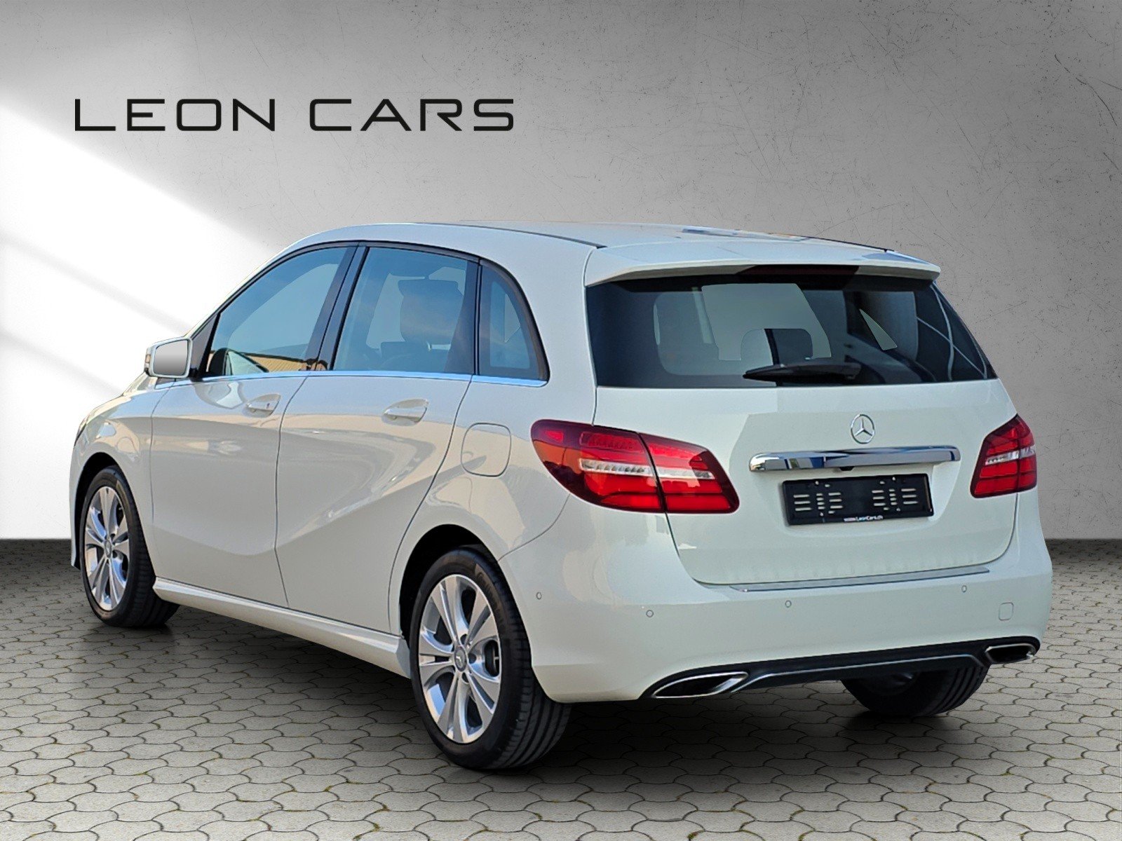 MERCEDES-BENZ B 220 Urban 4Matic 7G-DCT, Benzin, Occasion / Gebraucht, Automatik - 7