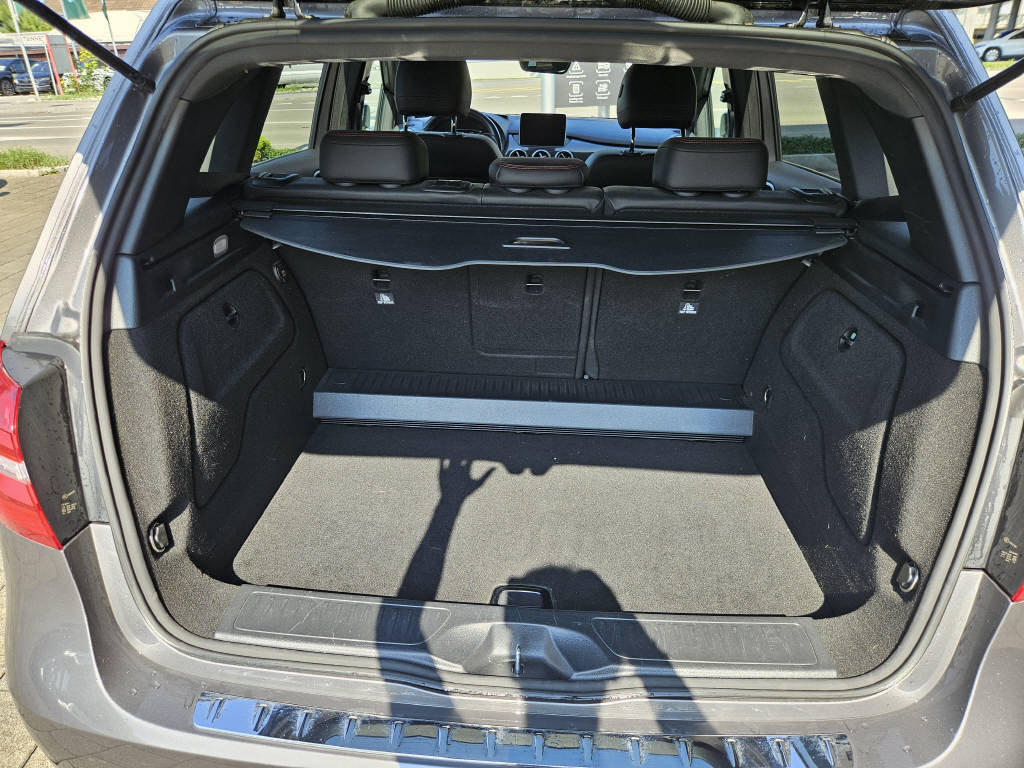 MERCEDES-BENZ B 220 d 4Matic Swiss Star, Diesel, Occasion / Gebraucht, Automatik - 4