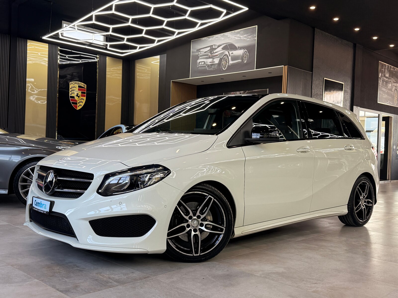 MERCEDES-BENZ B 220 CDI Swiss Star Edition AMG Line 4Matic