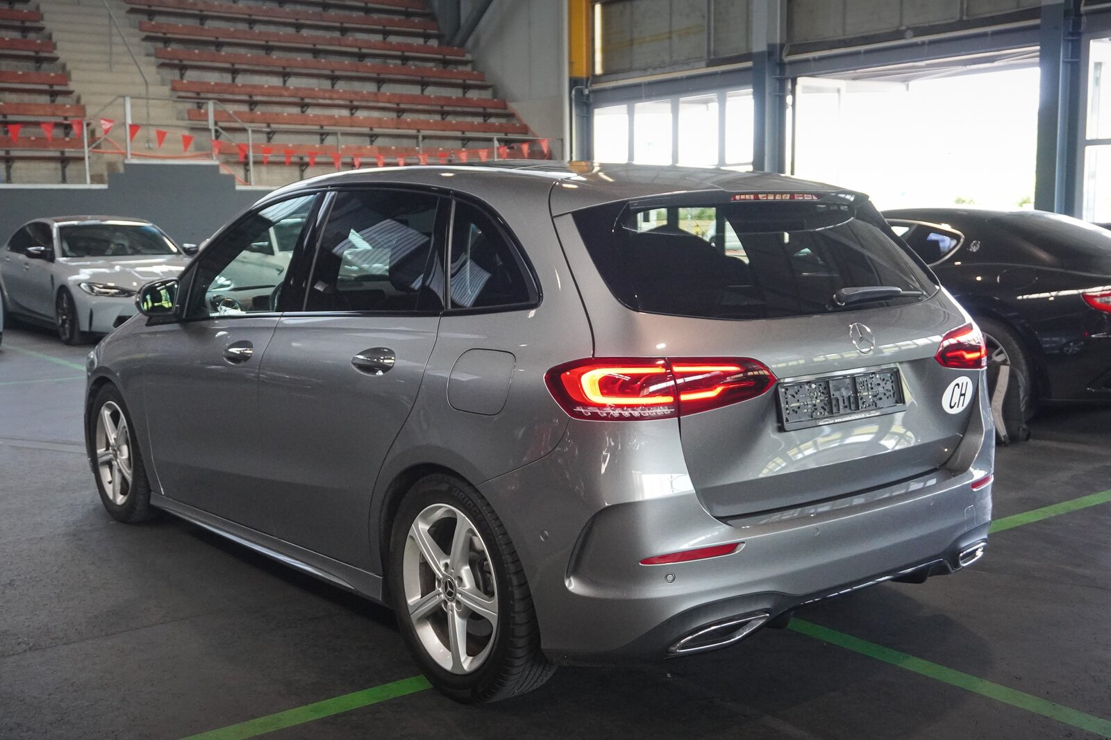 MERCEDES-BENZ B 220 4Matic AMG Line 7G-DCT, Essence, Occasion / Utilisé, Automatique - 3