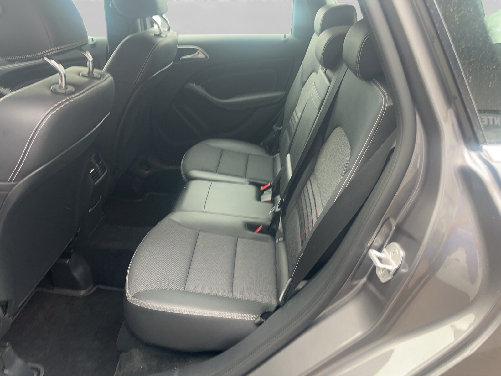 MERCEDES-BENZ B 220 AMG Line 4Matic 7G-DCT, Essence, Occasion / Utilisé, Automatique - 7