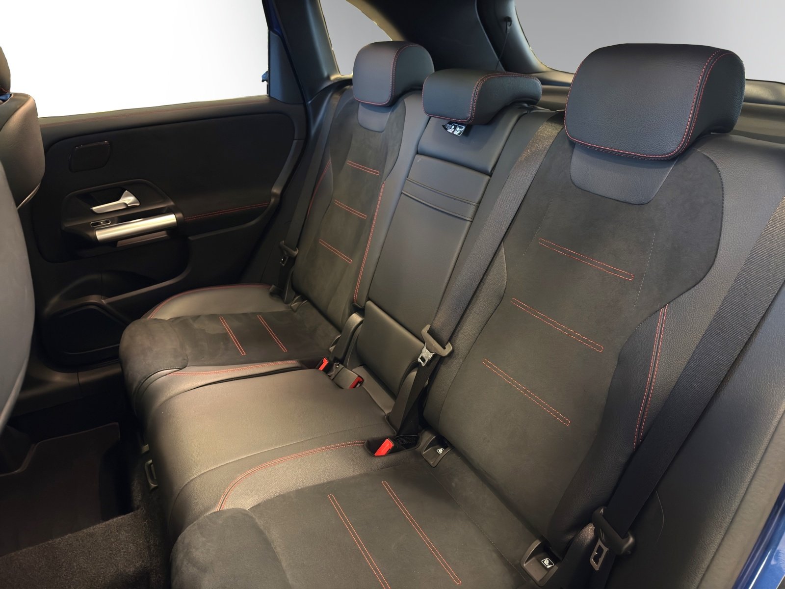 MERCEDES-BENZ B 220 4Matic 8G-DCT, Mild-Hybrid Petrol/Electric, Ex-demonstrator, Automatic - 7
