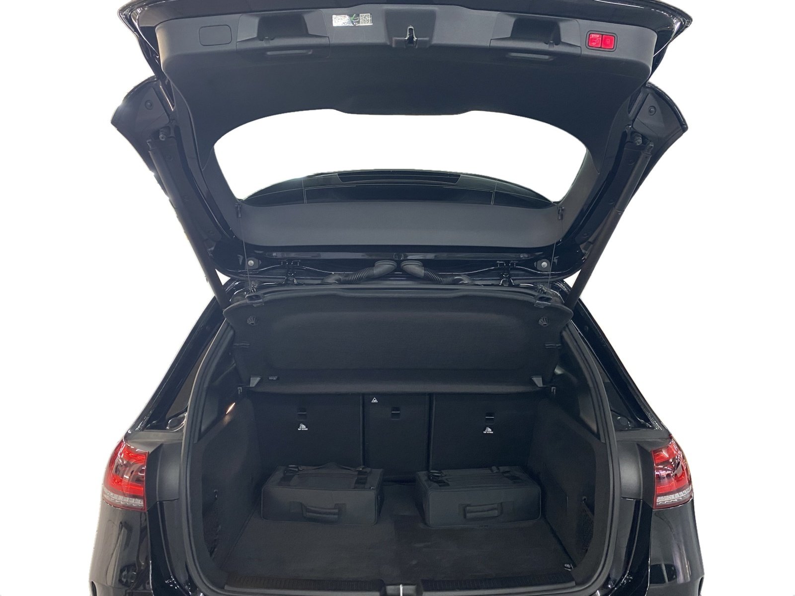 MERCEDES-BENZ B 250 e AMG Line, Plug-in-Hybrid Petrol/Electric, Second hand / Used, Automatic - 6