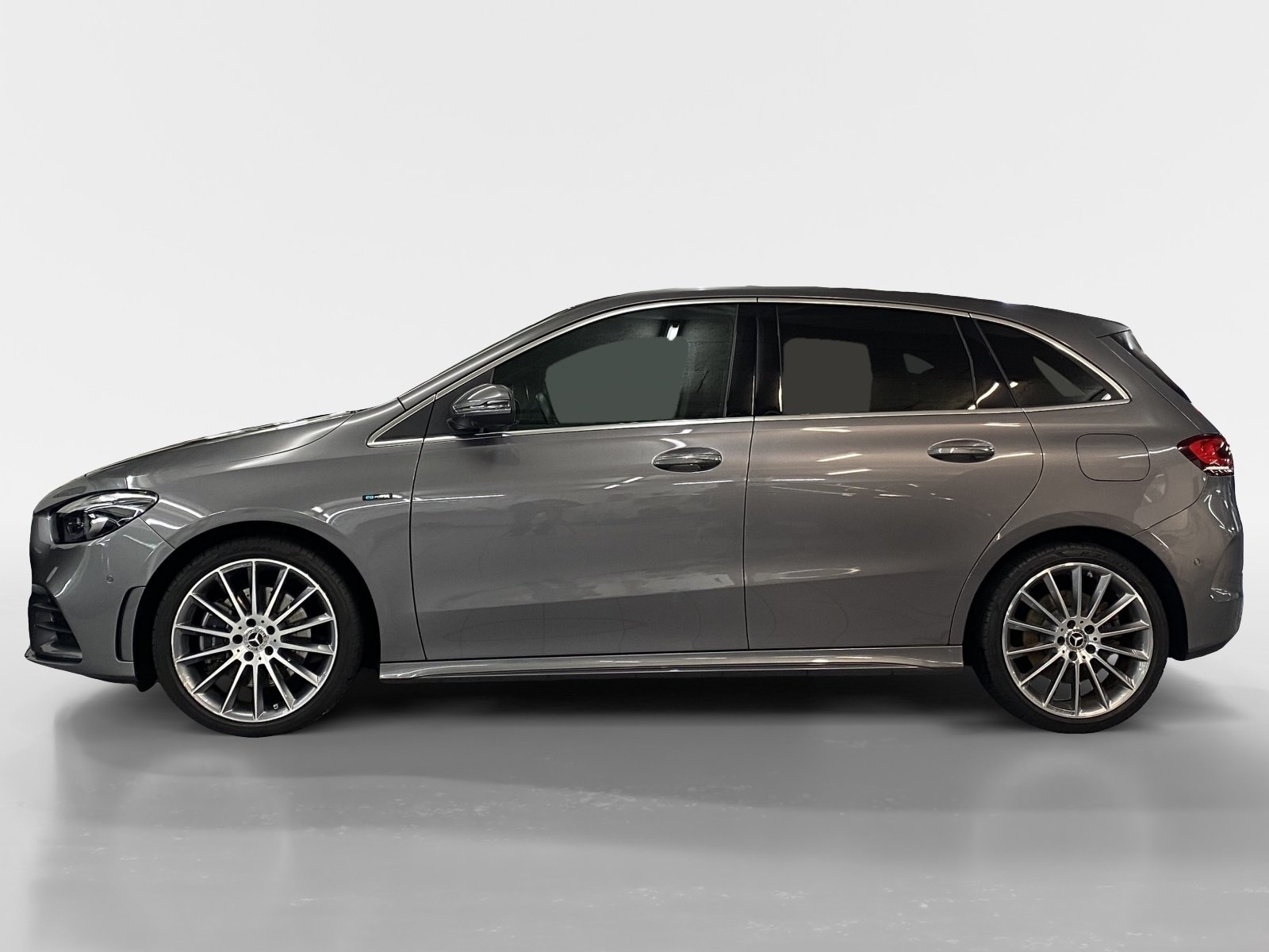 MERCEDES-BENZ B 250 e AMG Line, Plug-in-Hybrid Benzin/Elektro, Occasion / Gebraucht, Automatik - 4