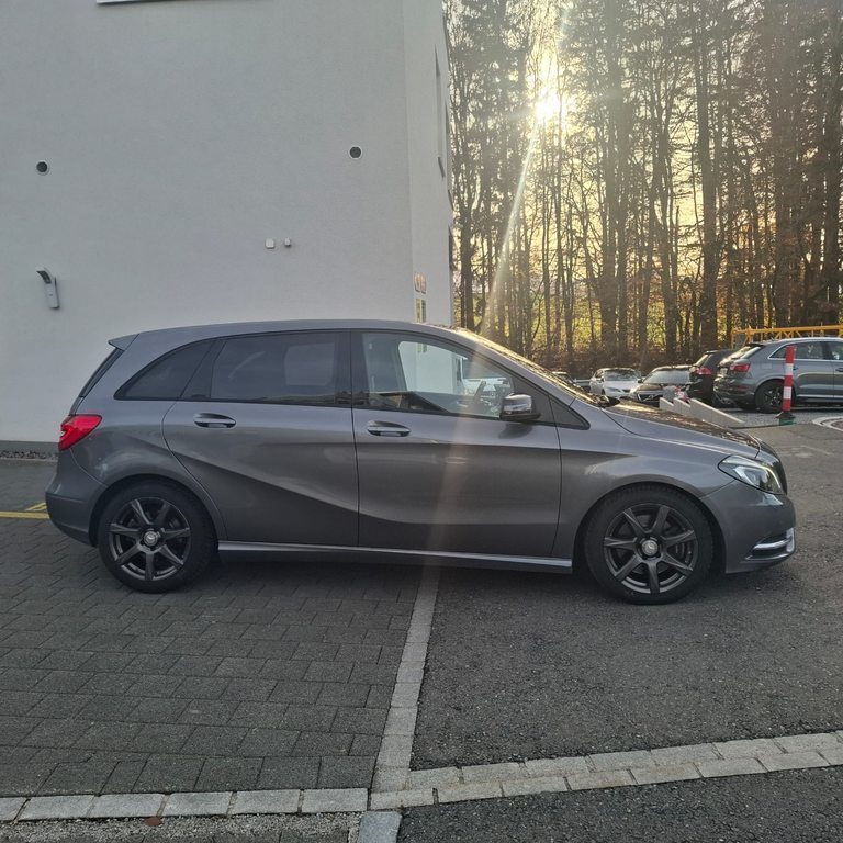 MERCEDES-BENZ Blue Efficiency Sports tourer, Petrol, Second hand / Used, Automatic - 6