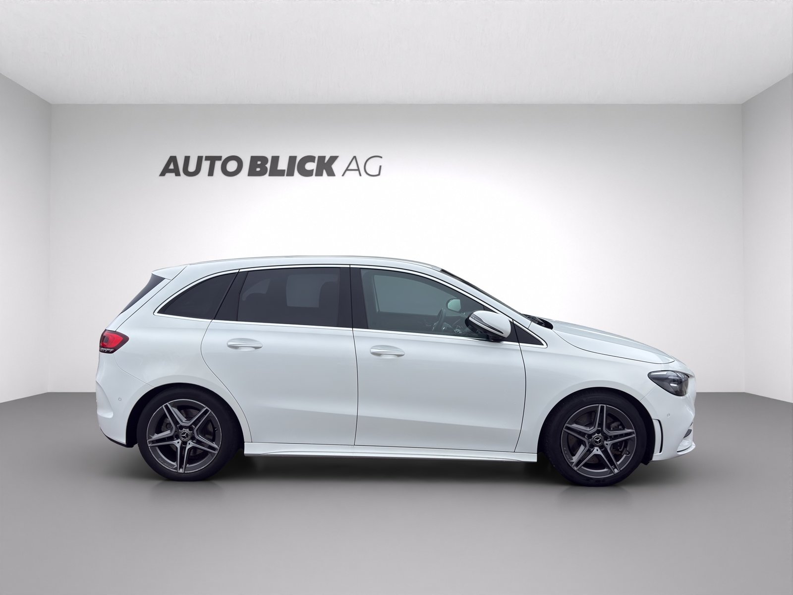 MERCEDES-BENZ B 250 4Matic AMG Line, Essence, Occasion / Utilisé, Automatique - 5