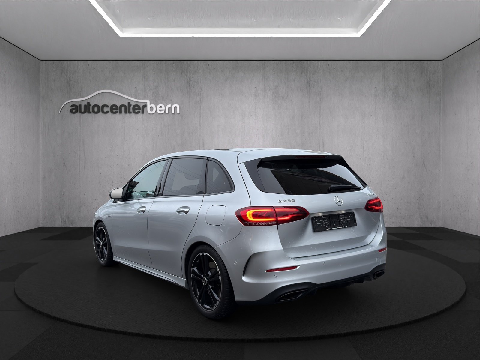 MERCEDES-BENZ B 250 4Matic AMG Line, Essence, Occasion / Utilisé, Automatique - 5