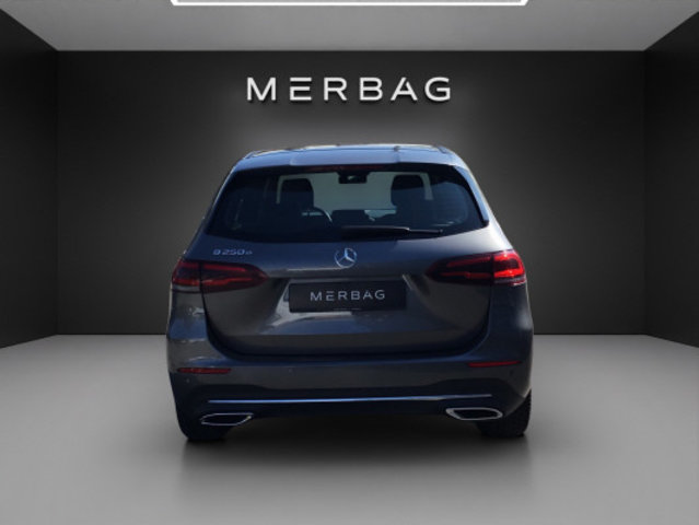 MERCEDES-BENZ B 250 e Progressive, Plug-in-Hybrid Petrol/Electric, Second hand / Used, Automatic - 5