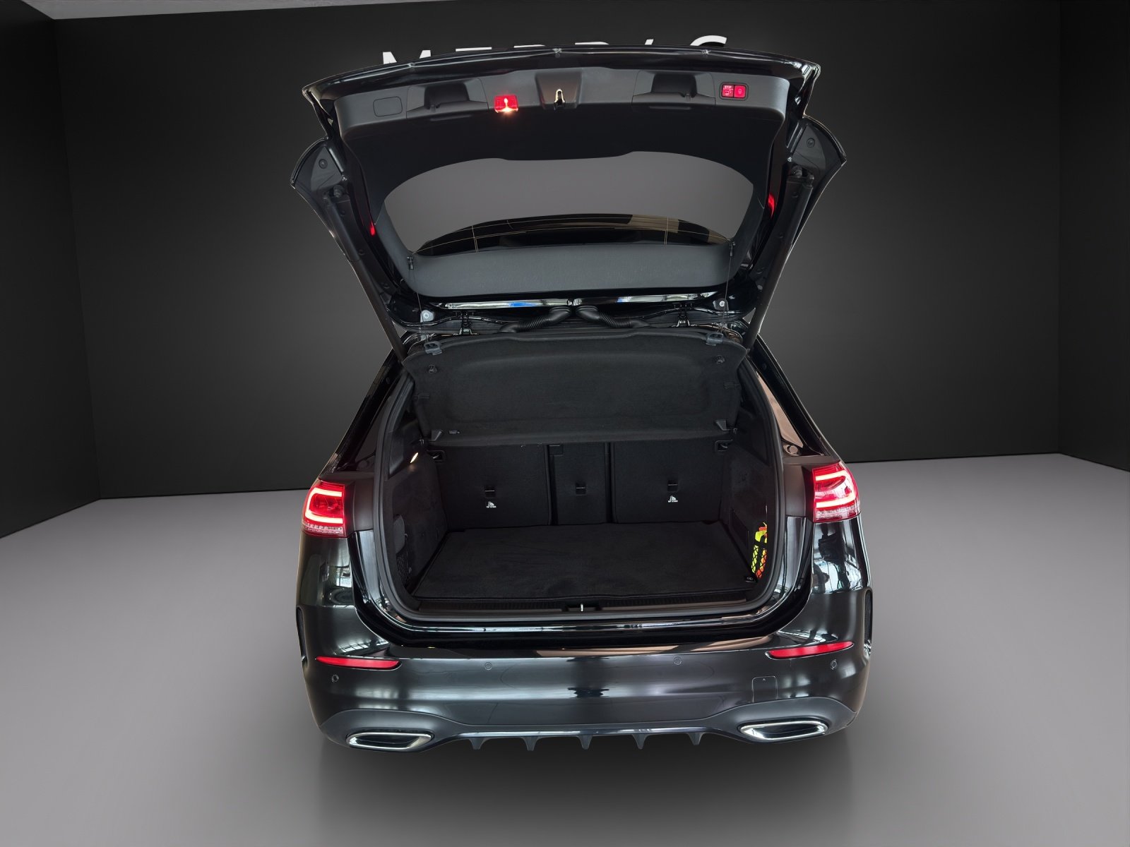 MERCEDES-BENZ B 250 4Matic AMG Line, Benzin, Occasion / Gebraucht, Automatik - 7